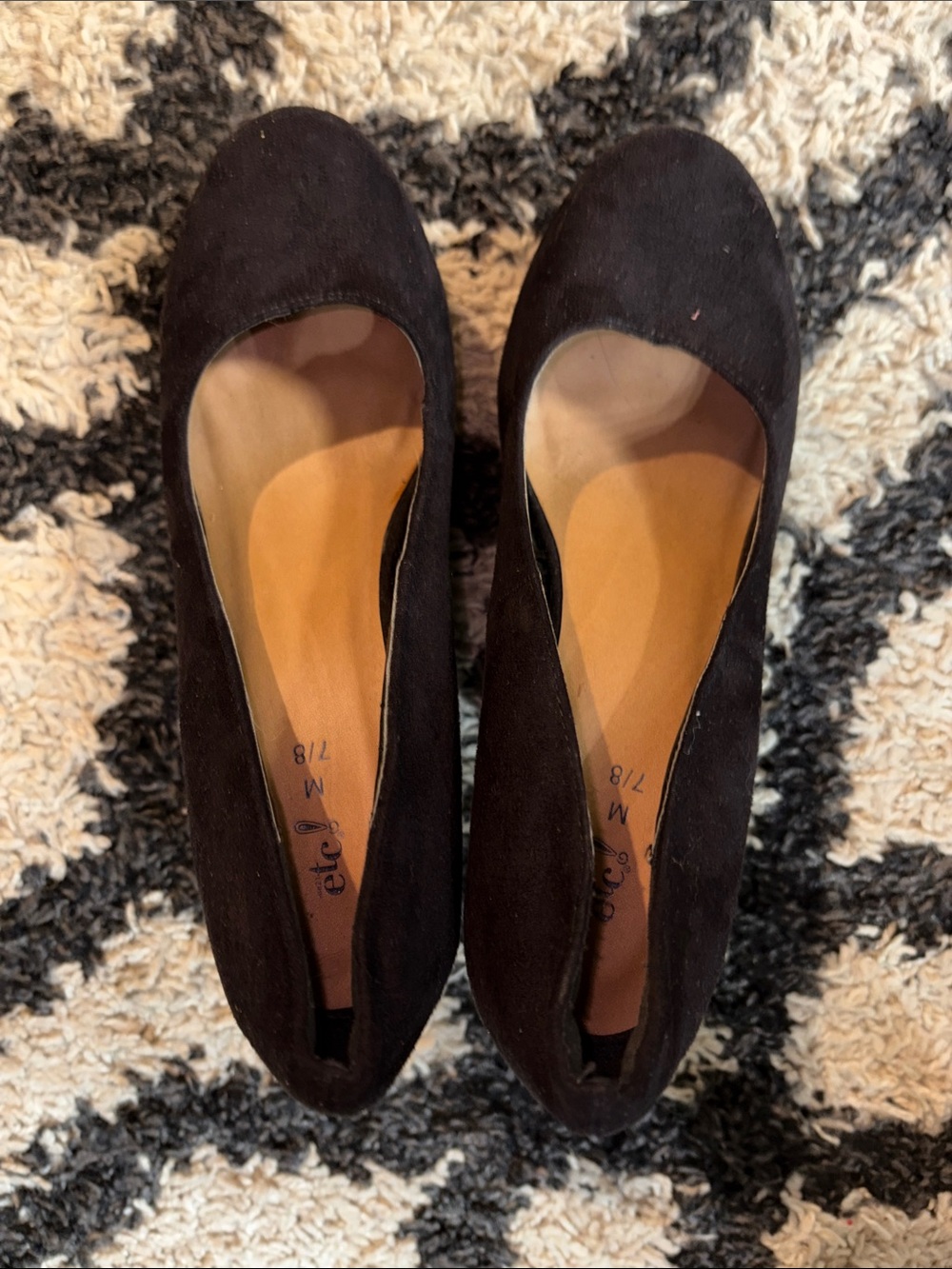 2/$20! Offers! Women’s 7 8 Classic Black Suede Pumps classic etc! size 7-8 pumps